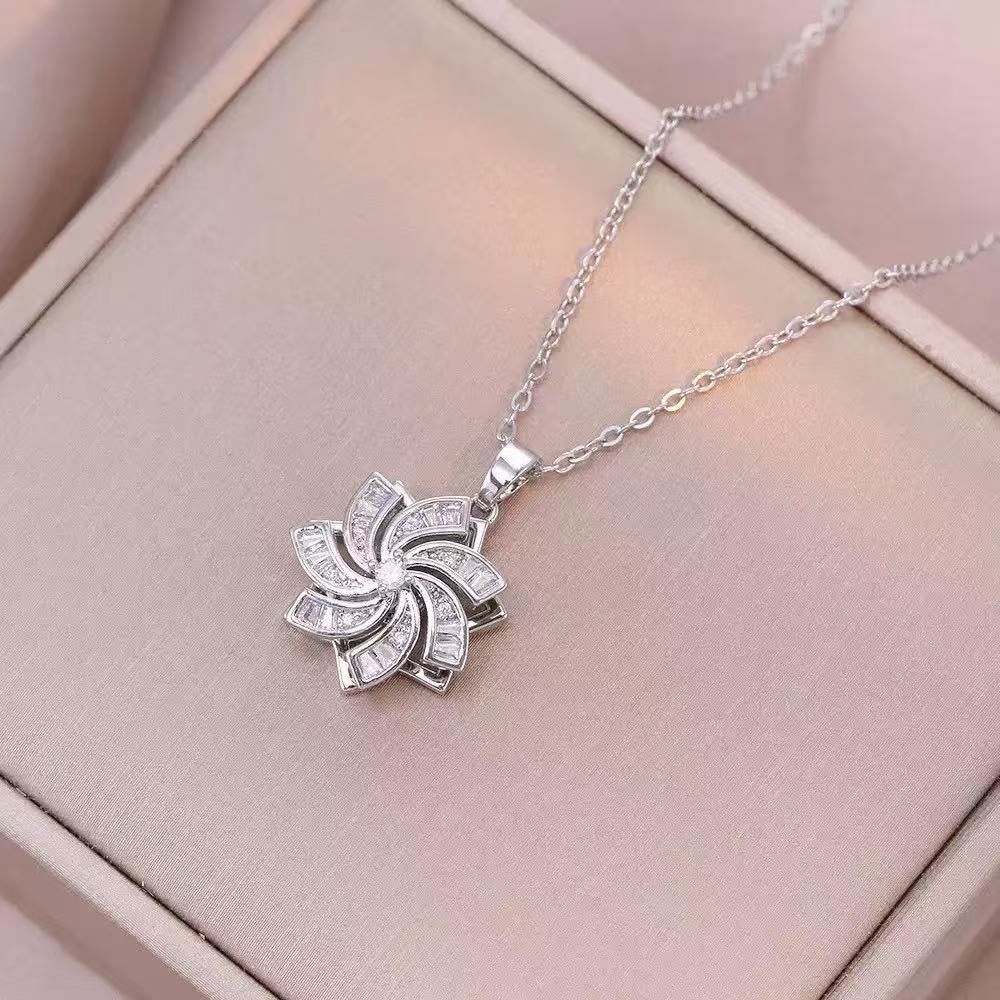 Spinner Necklace - Blind Bag